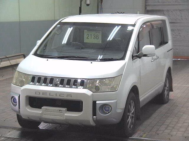 MITSUBISHI DELICA D:5