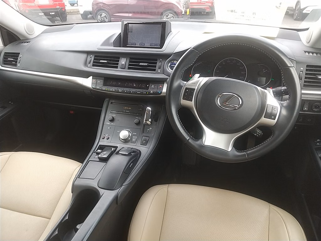 LEXUS CT200H