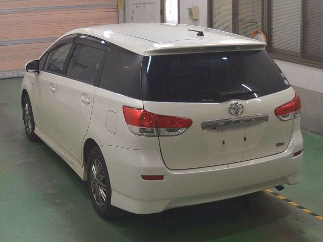 TOYOTA WISH