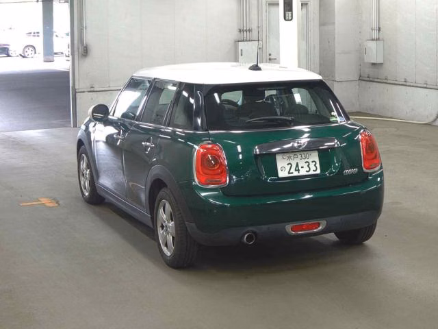 MINI HATCH
