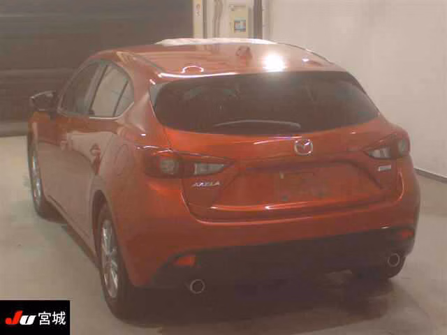MAZDA AXELA