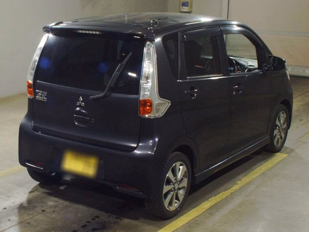 MITSUBISHI EK CUSTOM