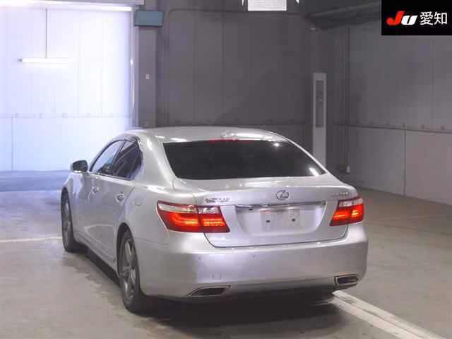LEXUS LS460
