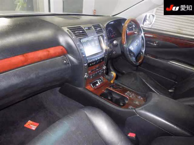 LEXUS LS460