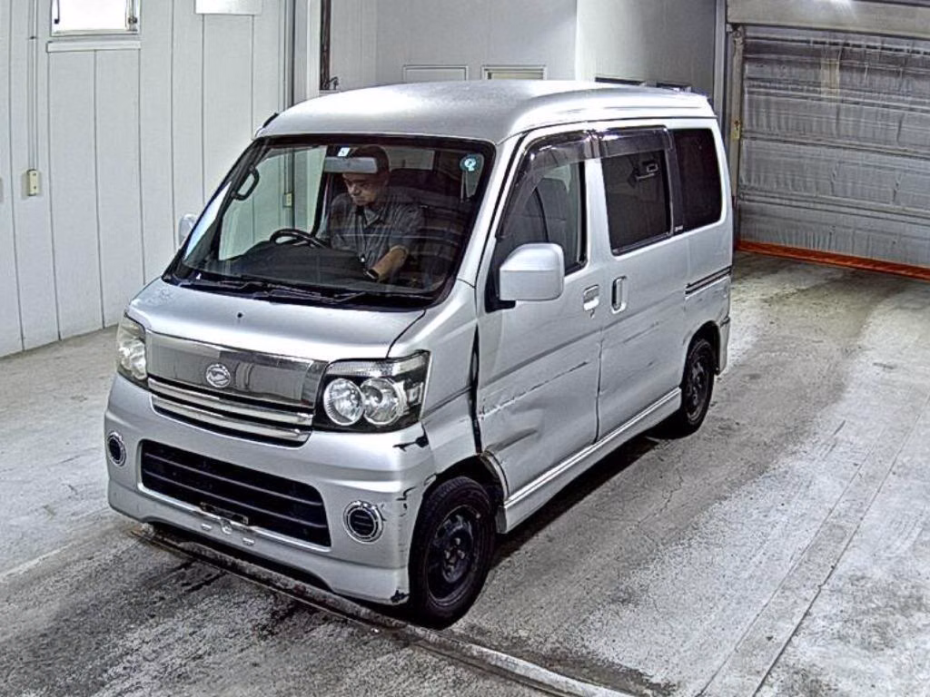 DAIHATSU ATRAI
