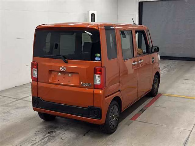 DAIHATSU HIJET CADDIE