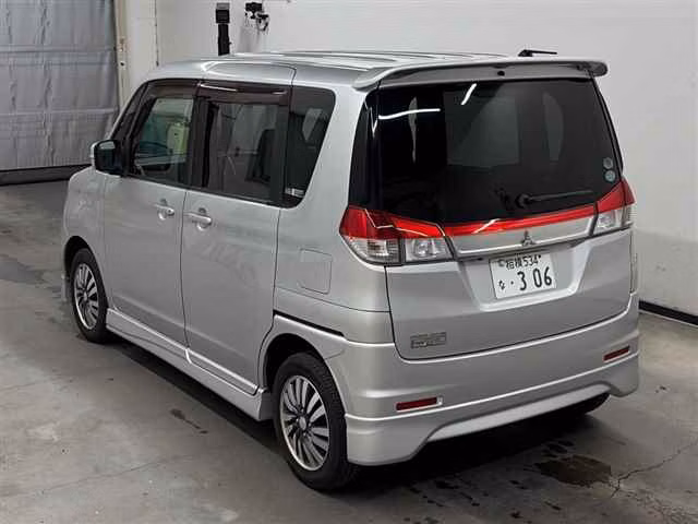 MITSUBISHI DELICA D:2