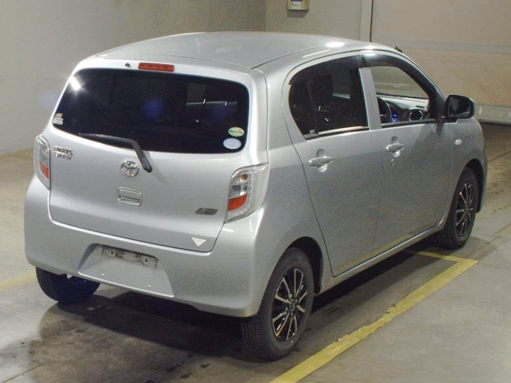 TOYOTA PIXIS EPOCH