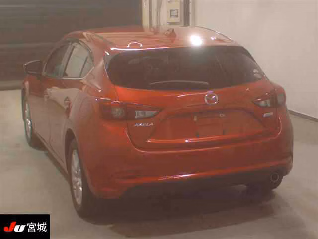 MAZDA AXELA