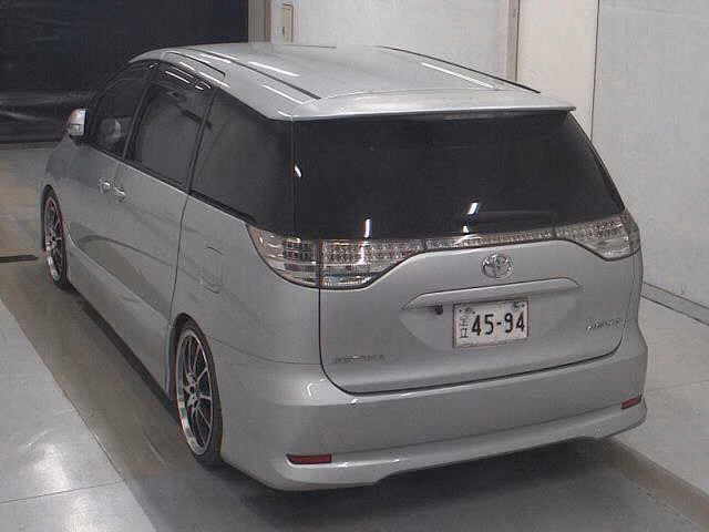 TOYOTA ESTIMA