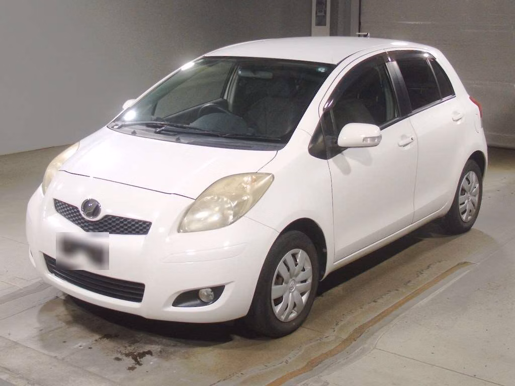 TOYOTA VITZ