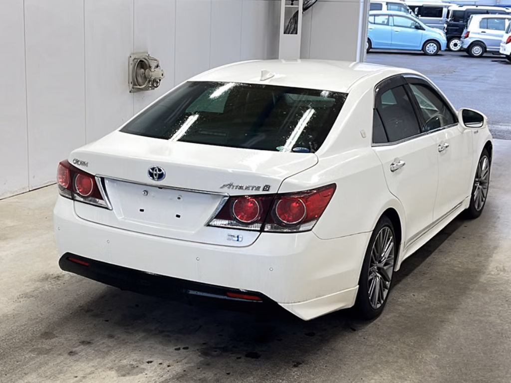 TOYOTA CROWN