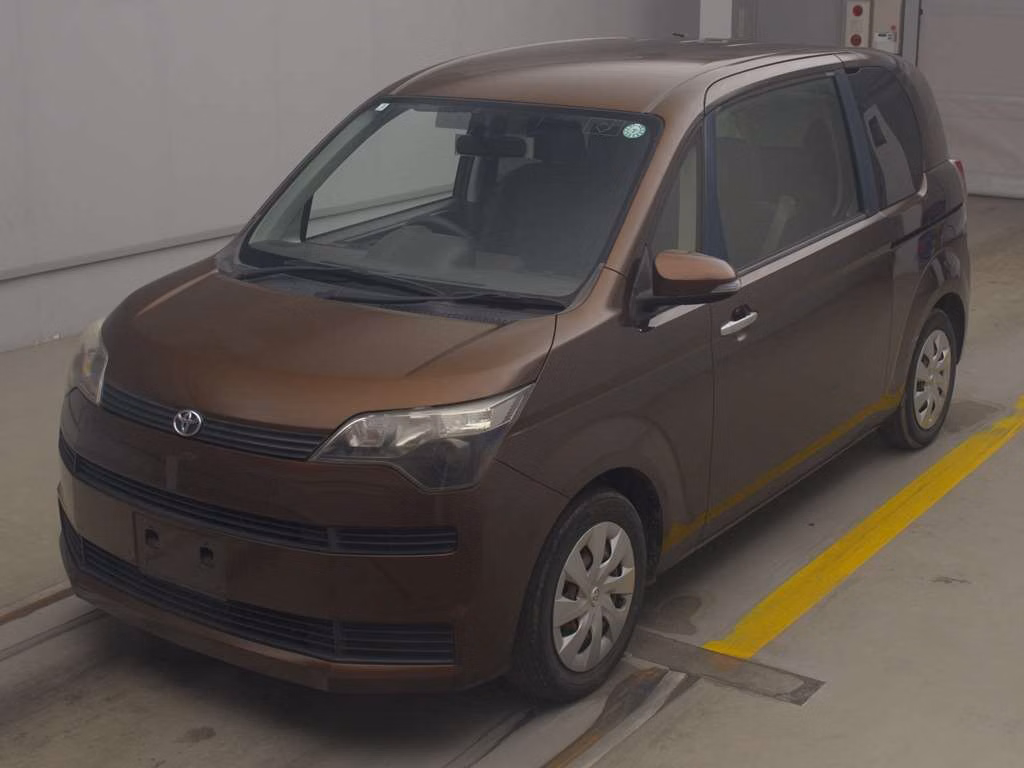 TOYOTA SPADE