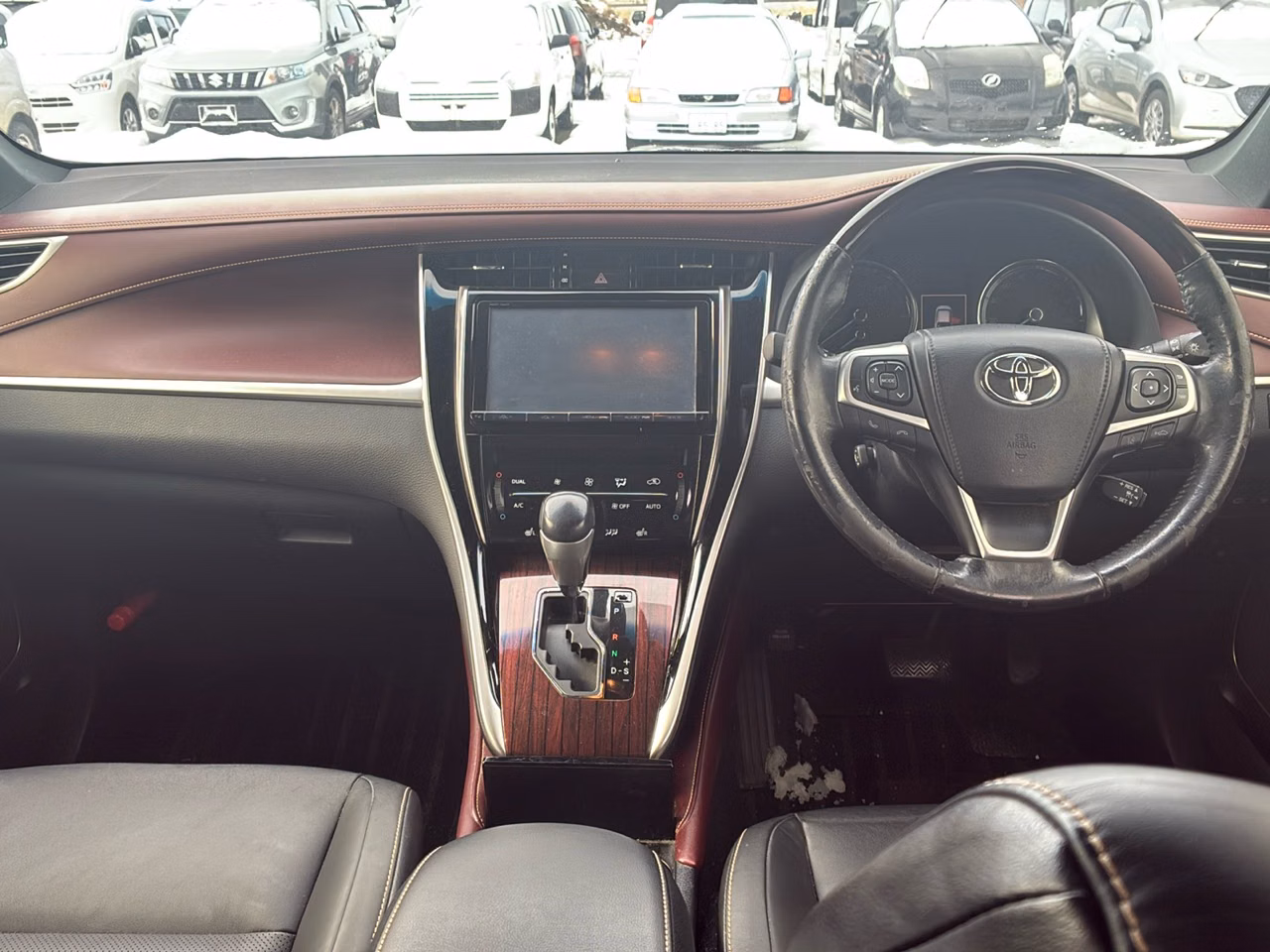 TOYOTA HARRIER