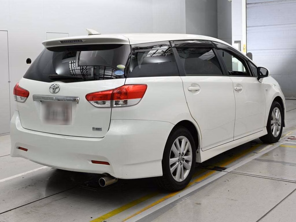 TOYOTA WISH
