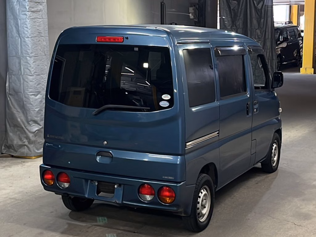 MITSUBISHI MINICAB