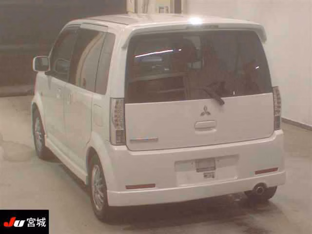 MITSUBISHI EK SPORT