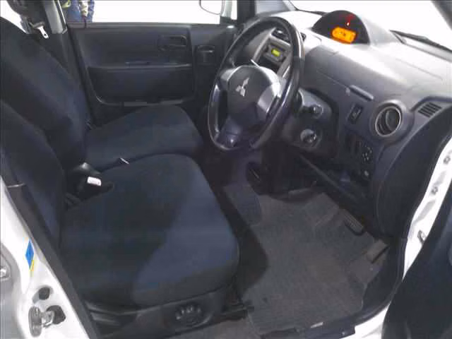 MITSUBISHI EK SPORT