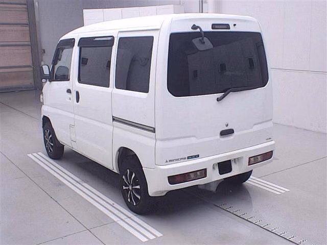 MITSUBISHI MINICAB MIEV