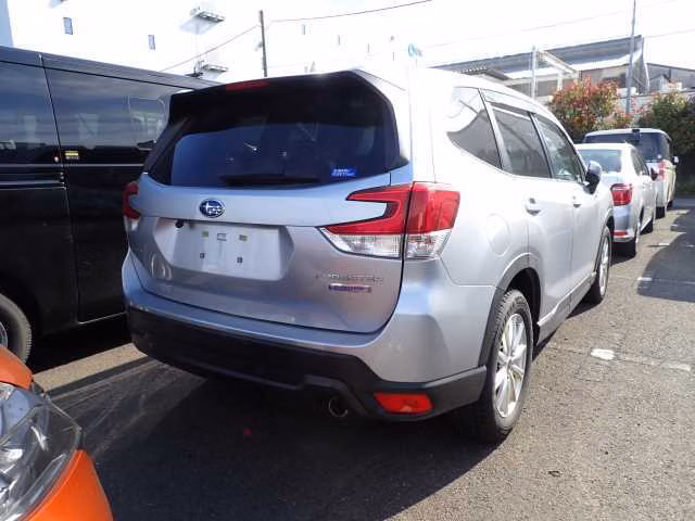 SUBARU FORESTER