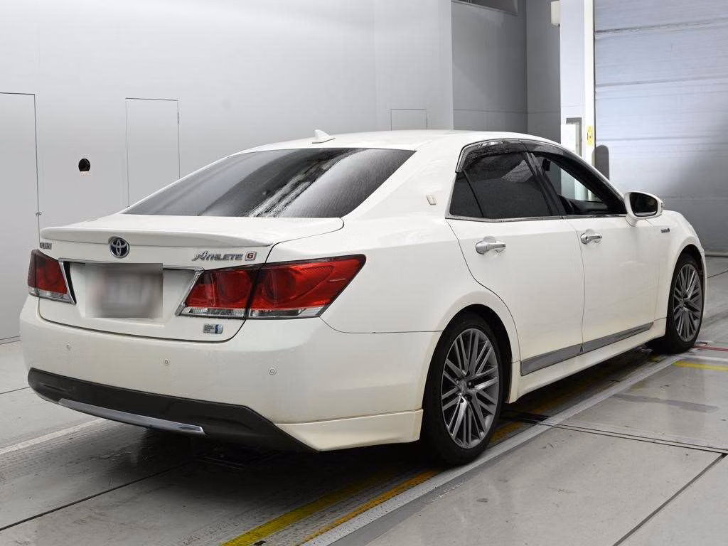 TOYOTA CROWN