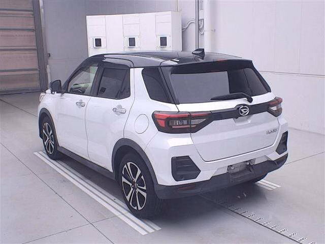 DAIHATSU ROCKY