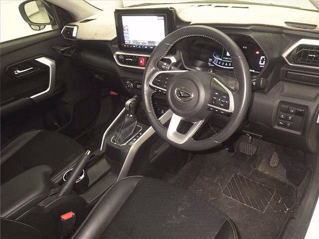 DAIHATSU ROCKY