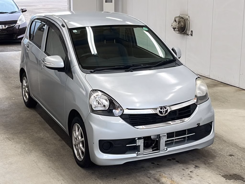 TOYOTA PIXIS EPOCH