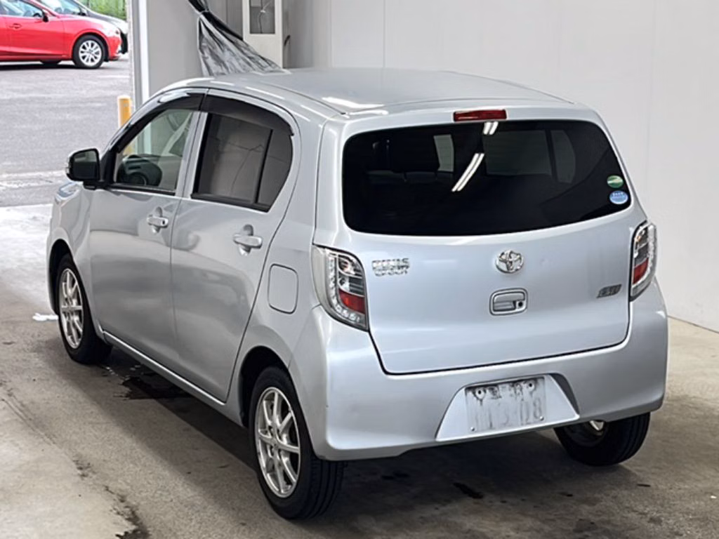 TOYOTA PIXIS EPOCH