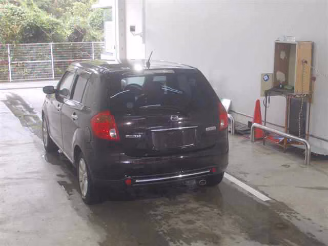 MAZDA VERISA