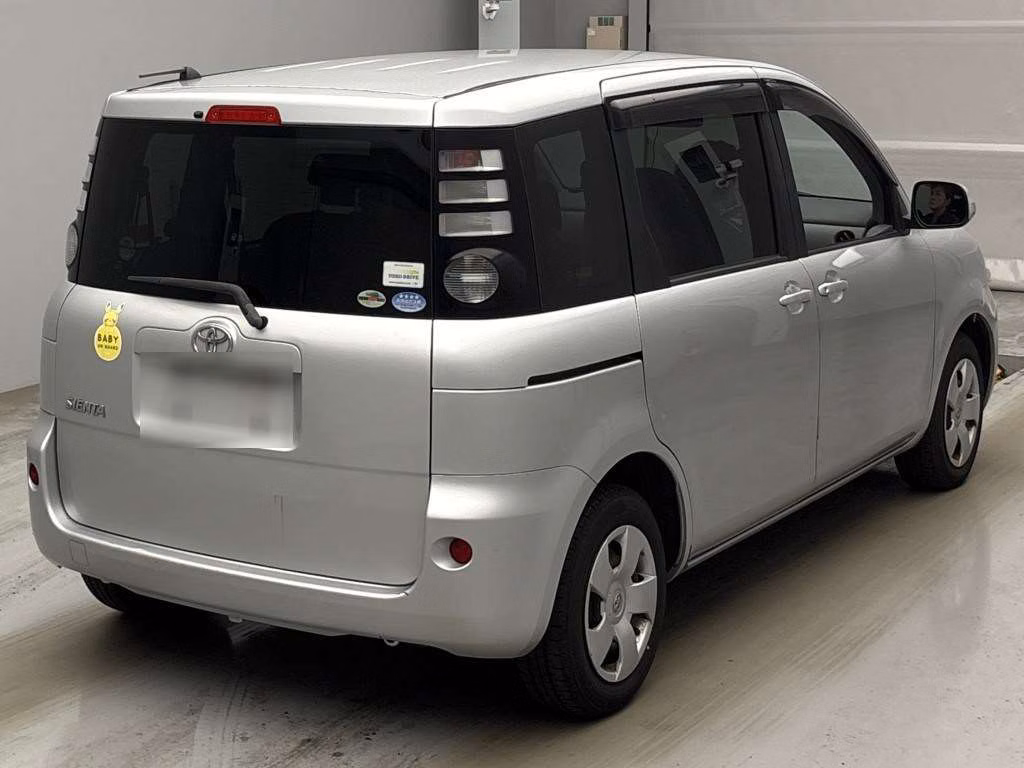 TOYOTA SIENTA