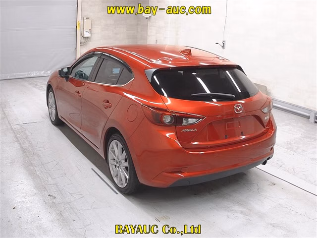 MAZDA AXELA
