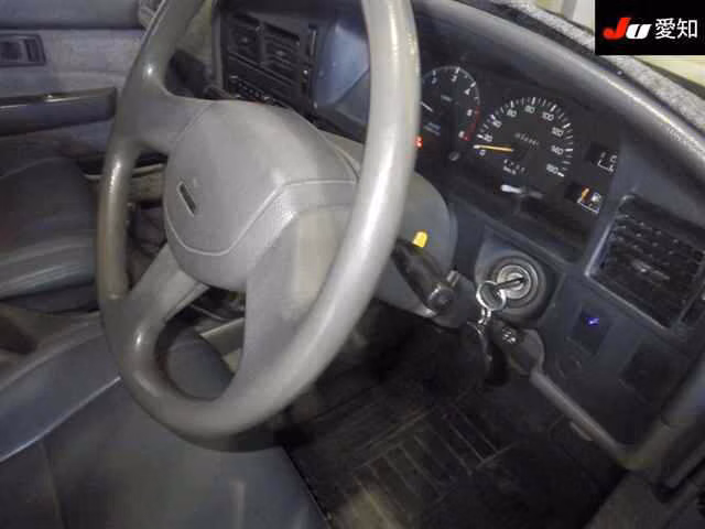 TOYOTA HILUX SURF