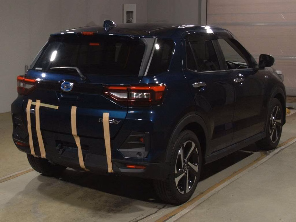 DAIHATSU ROCKY