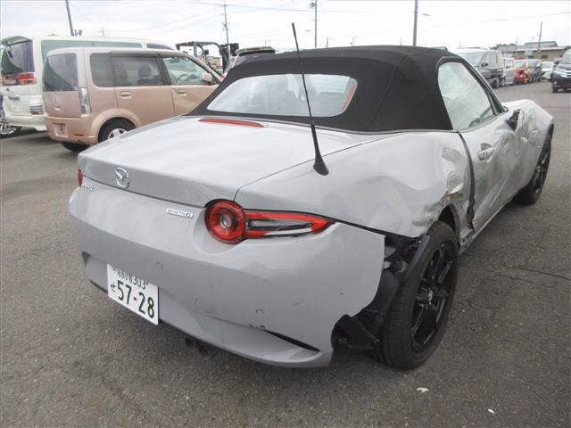 MAZDA ROADSTER