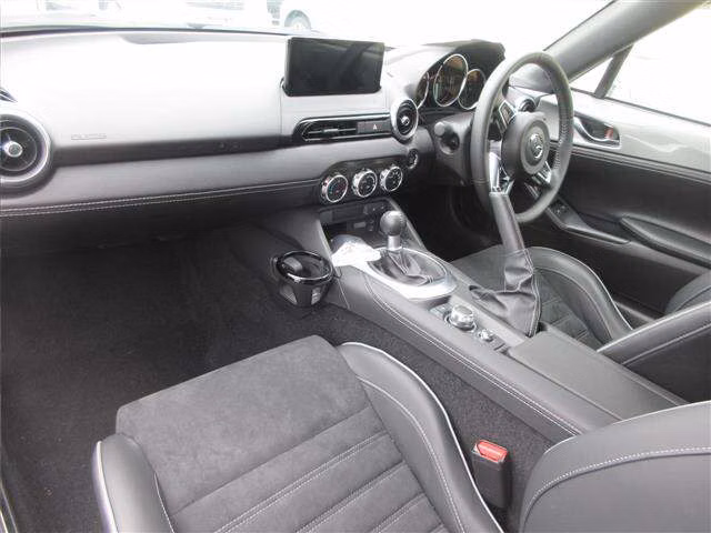 MAZDA ROADSTER