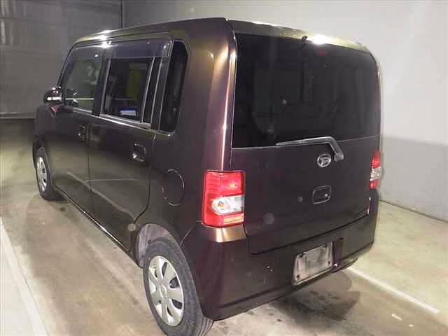 DAIHATSU MOVE CONTE