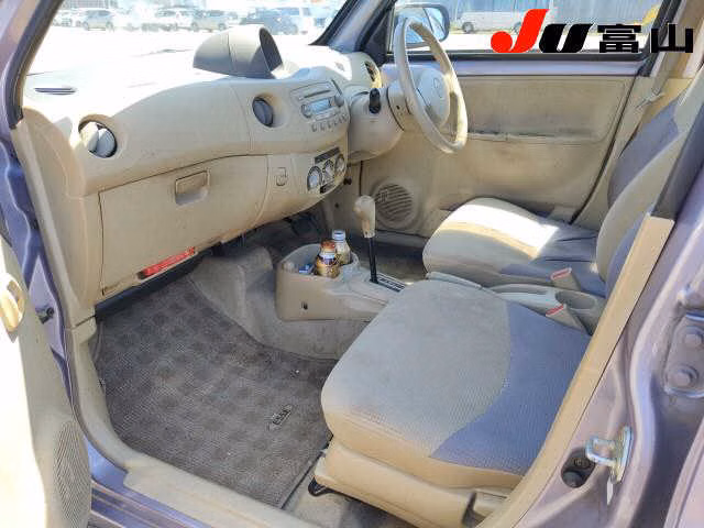 DAIHATSU ESSE