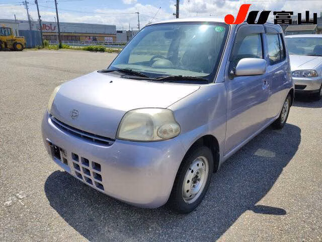 DAIHATSU ESSE