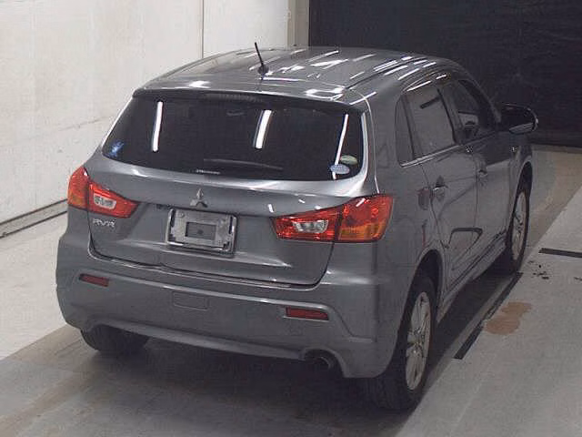 MITSUBISHI RVR