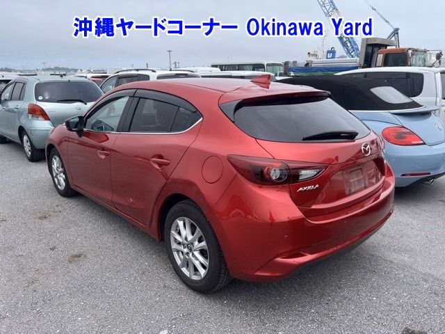 MAZDA AXELA