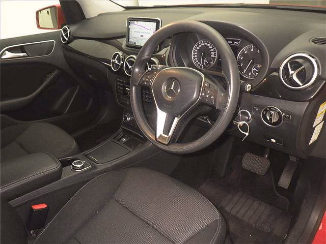 MERCEDES-BENZ B-CLASS