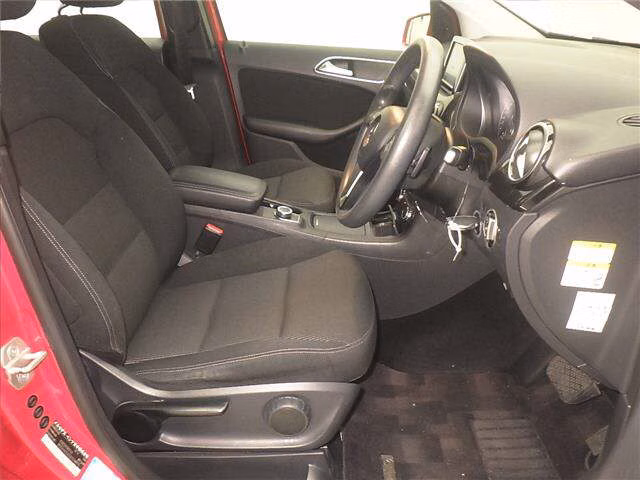 MERCEDES-BENZ B-CLASS
