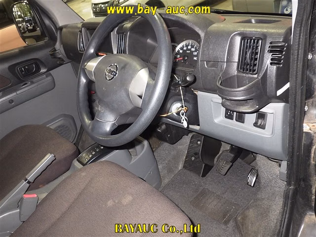 NISSAN CLIPPER