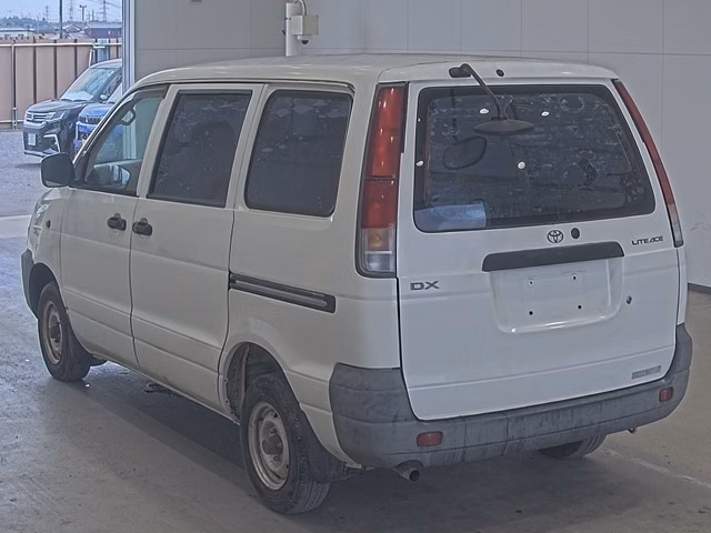 TOYOTA LITE ACE