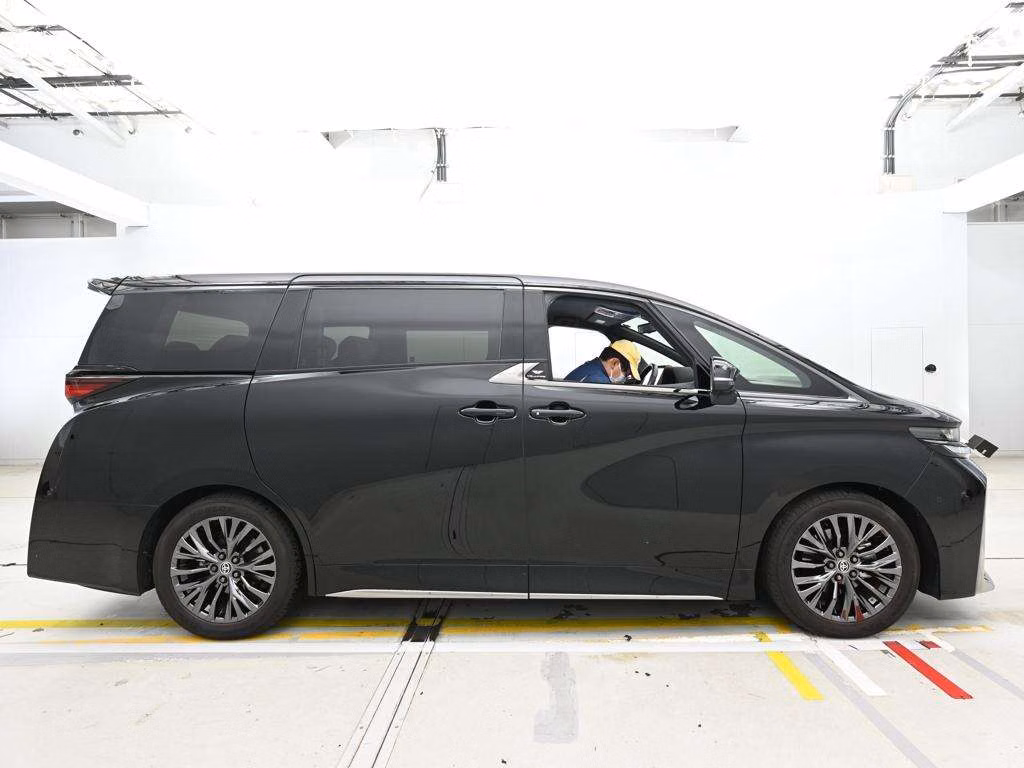 TOYOTA VELLFIRE