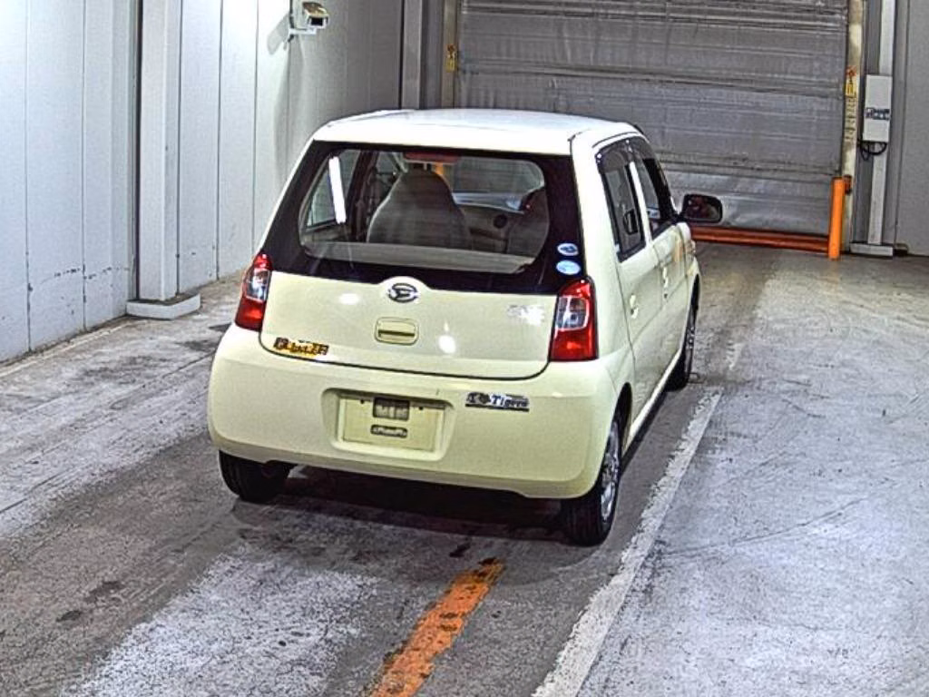 DAIHATSU ESSE
