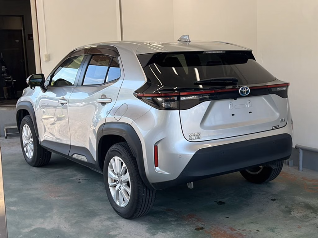 TOYOTA YARIS CROSS