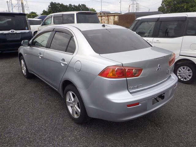 MITSUBISHI GALANT FORTIS