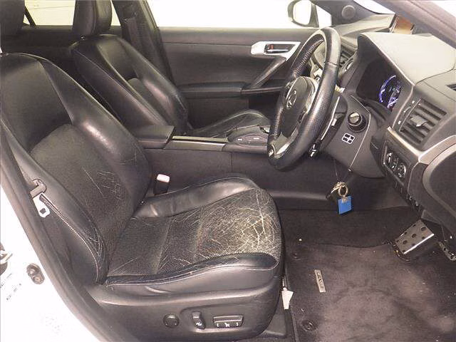 LEXUS CT200H